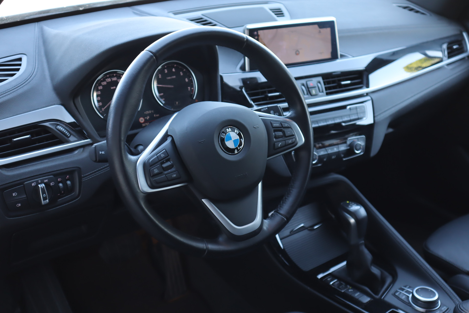 44941629-8.jpg