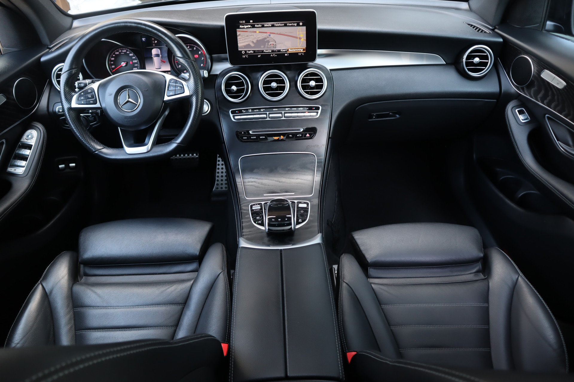 44988971-5.jpg