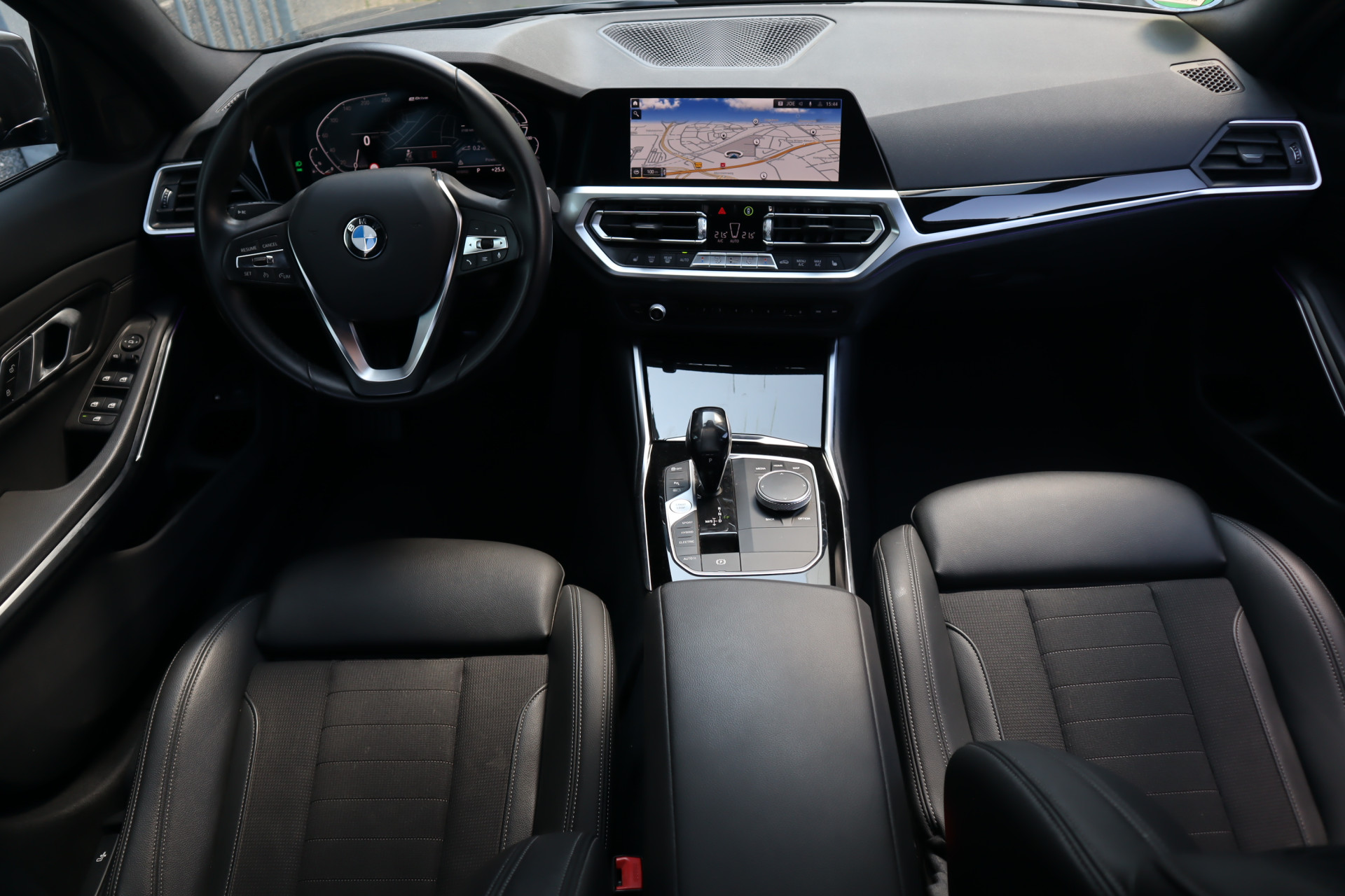 45855924-5.jpg