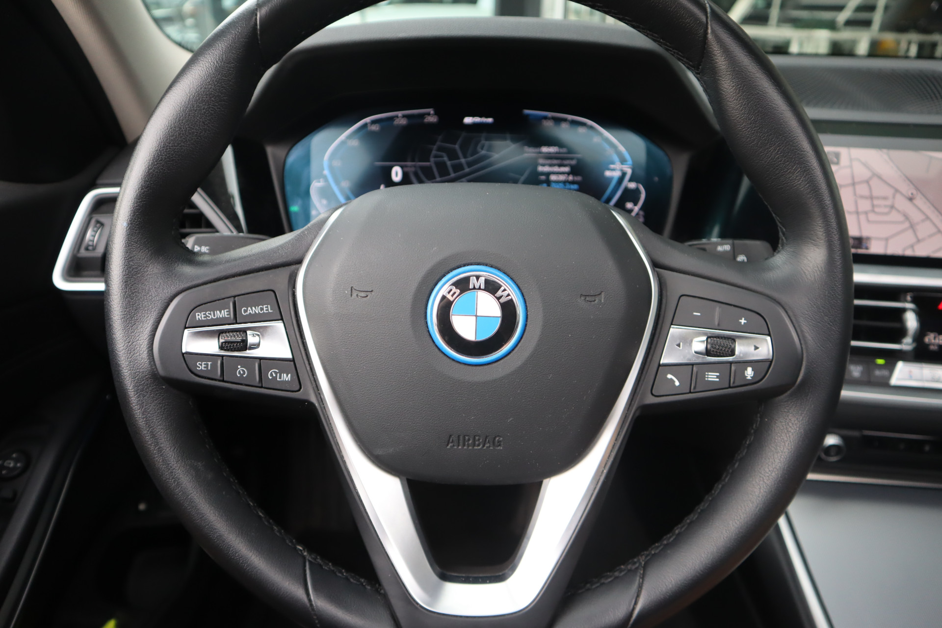 45867388-12.jpg